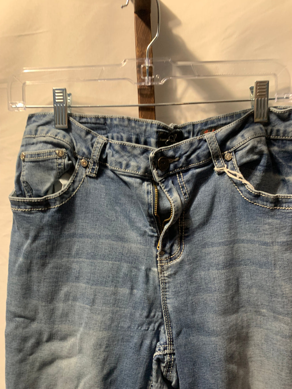 Earl Jean So Low
Low/Mid Rise fit

 Size: Women's 14 
