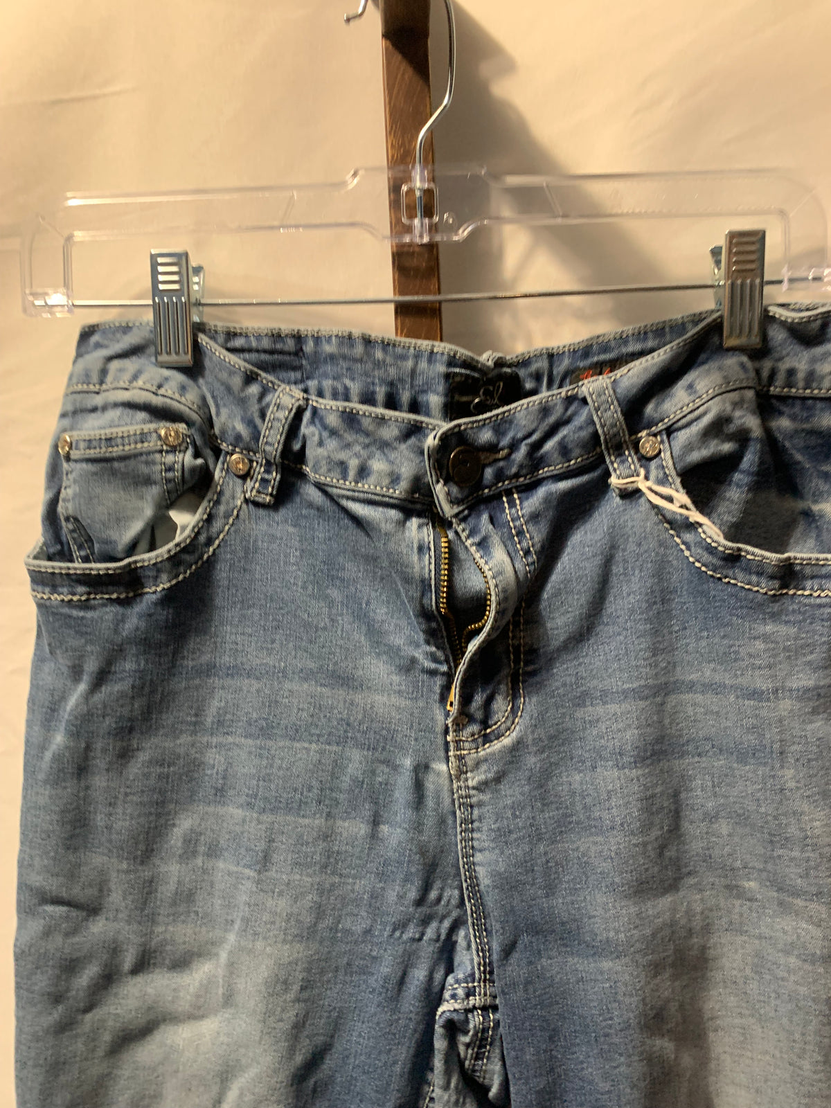Earl Jean So Low
Low/Mid Rise fit

 Size: Women's 14 