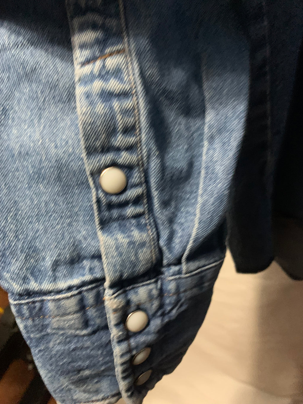 Wrangler blue denim button-up shirt