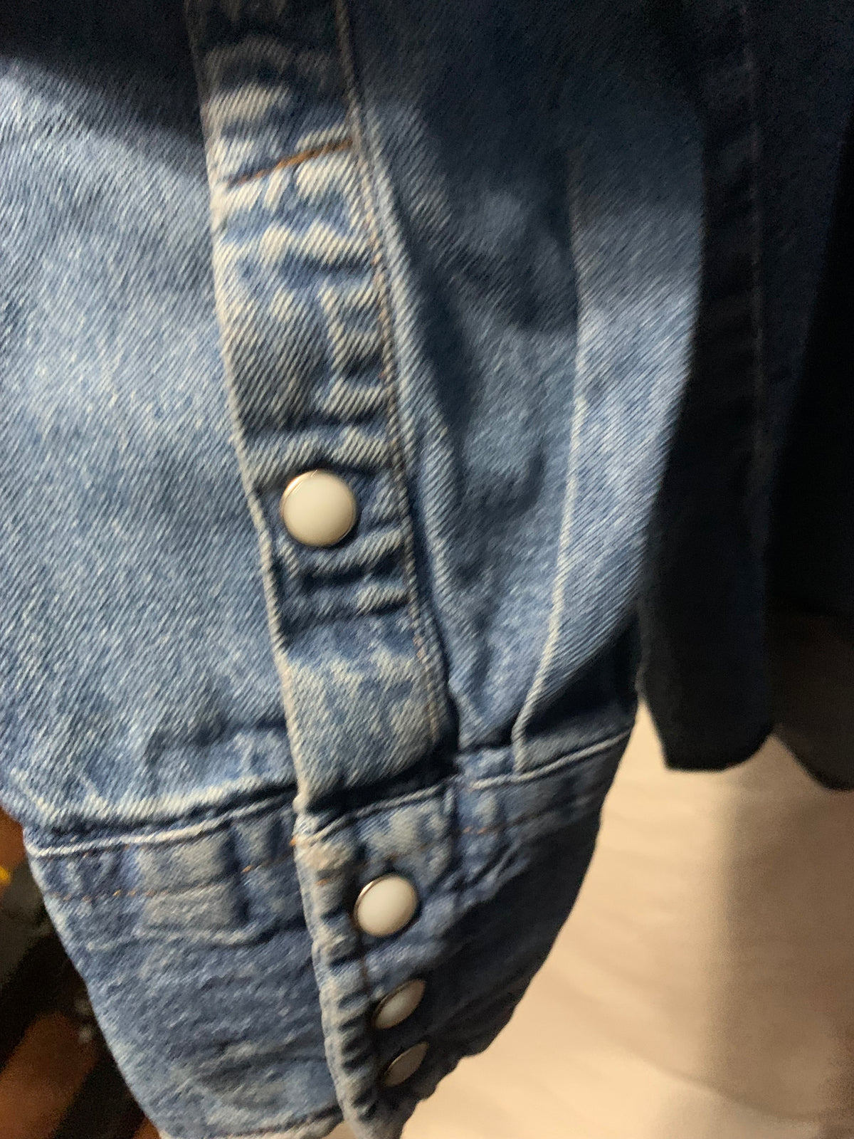 Wrangler blue denim button-up shirt