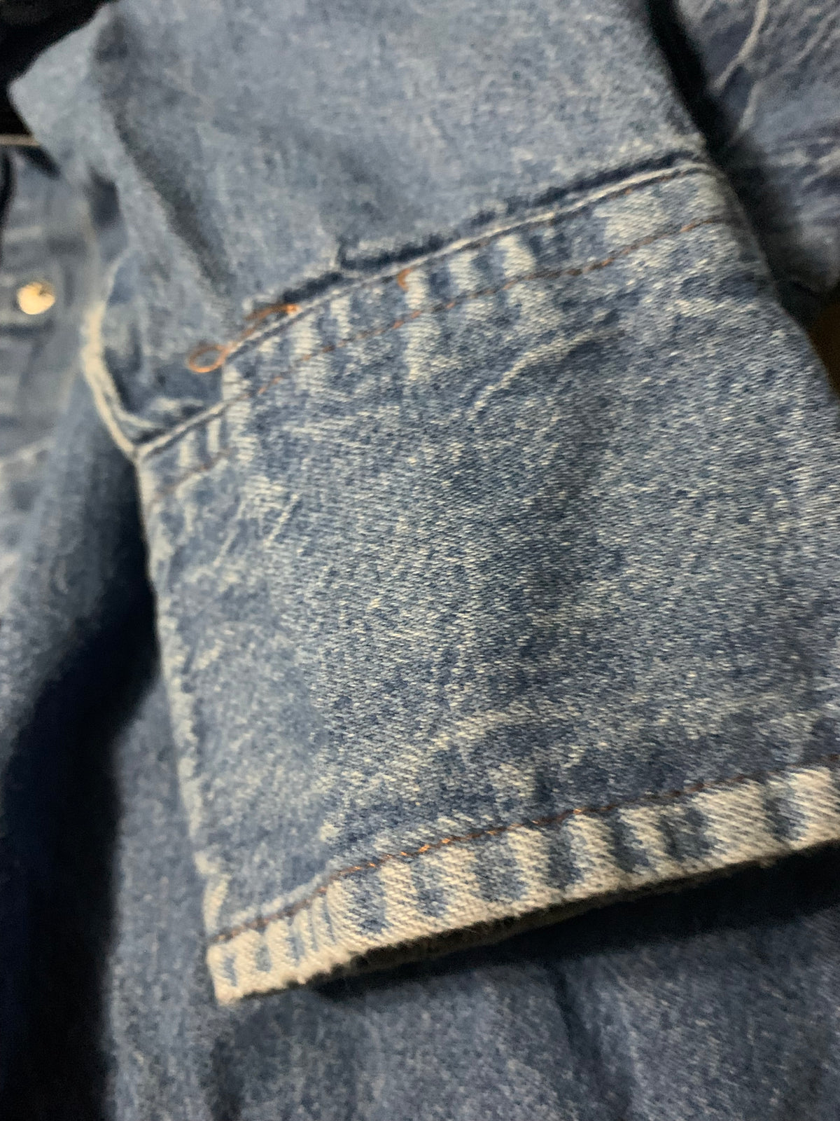 Wrangler blue denim button-up shirt