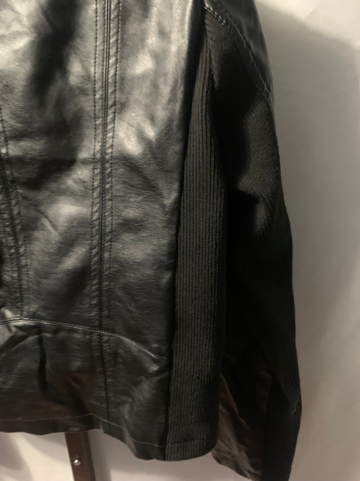 Black faux leather jacket with zipper details, size S #bikerchic #edgy