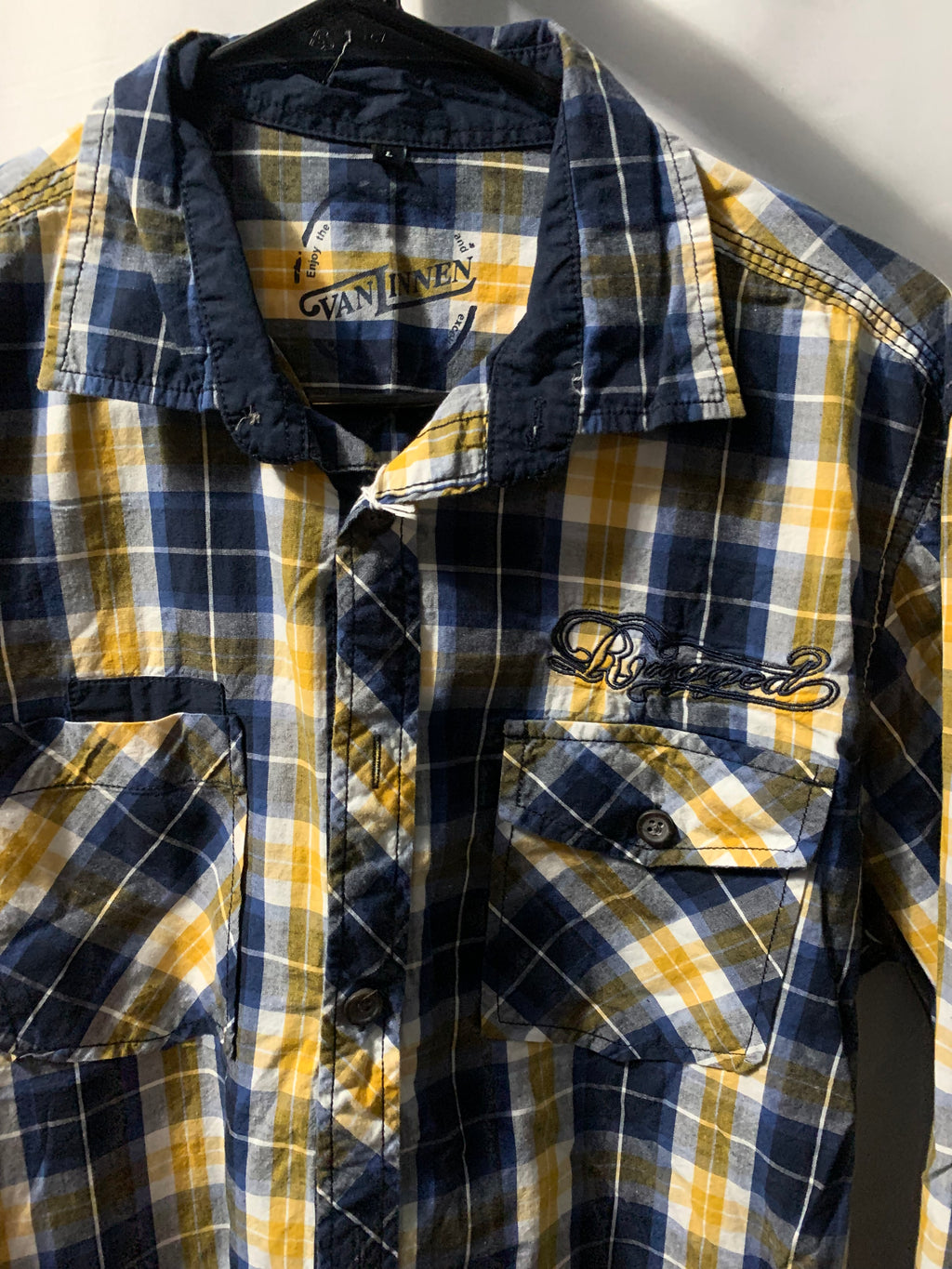 Van Linnen yellow and blue plaid flannel shirt in size L #flannel #plaid