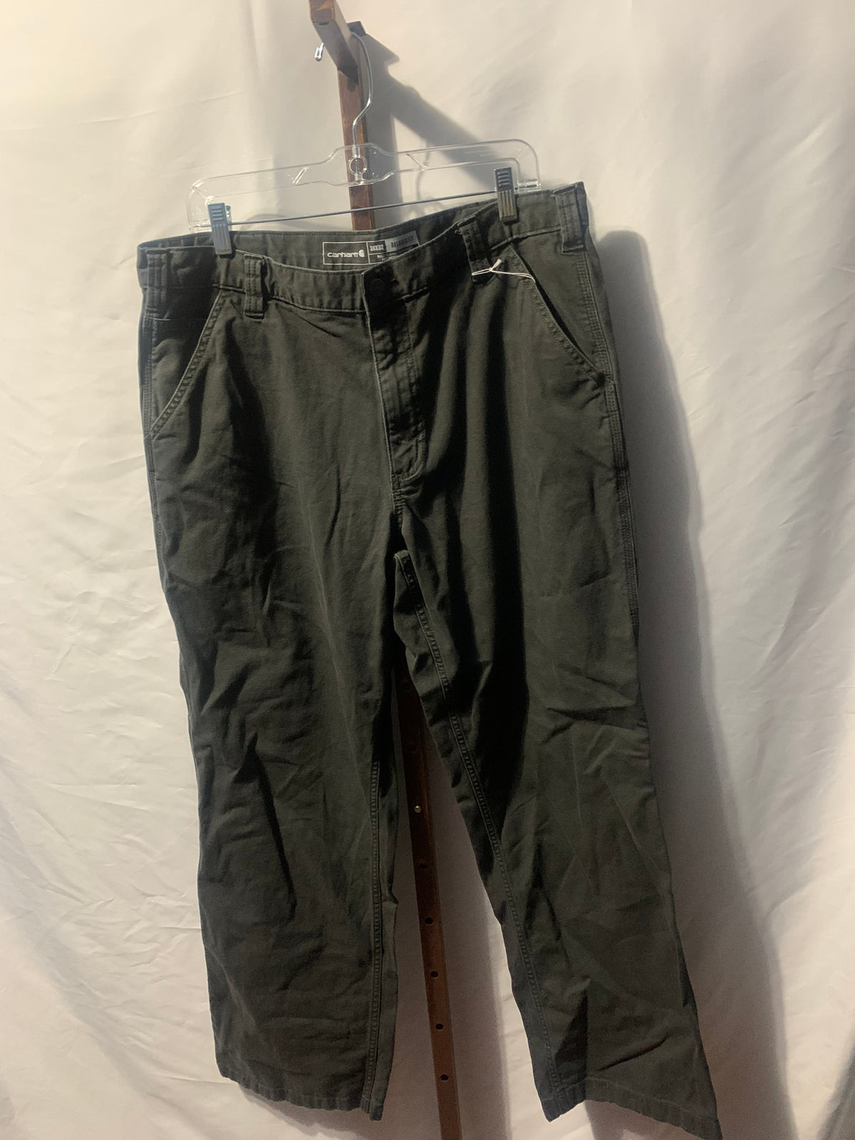 Carhartt Men's 38x32 Relaxed Fit Pants
Dark gray, relaxed fit, workwear, durable, straight leg, utility, rugged, casual, outdoor, durable fabric #workwear #utility