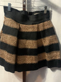 Black and gold horizontal striped mini skirt with zipper closure #glamour #party