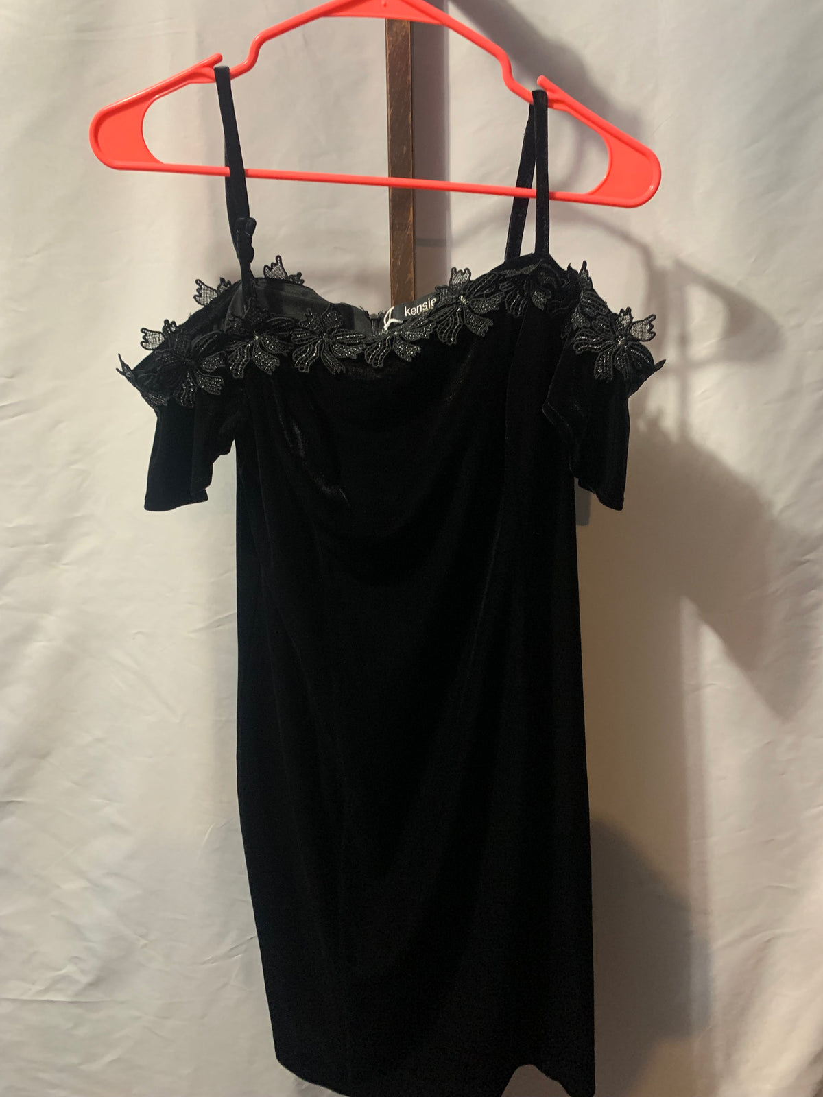 Kensie black velvet off the shoulder dress with lace trim and beaded details, size 2 #party #glam