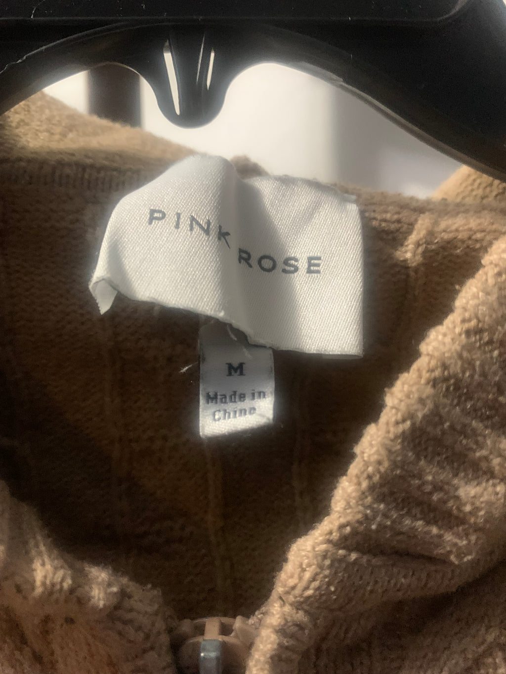 Pink Rose  Size Medium (M)  Women's Full-Zip Cable-Knit Hooded Sweater / Cardigan Hoodie.