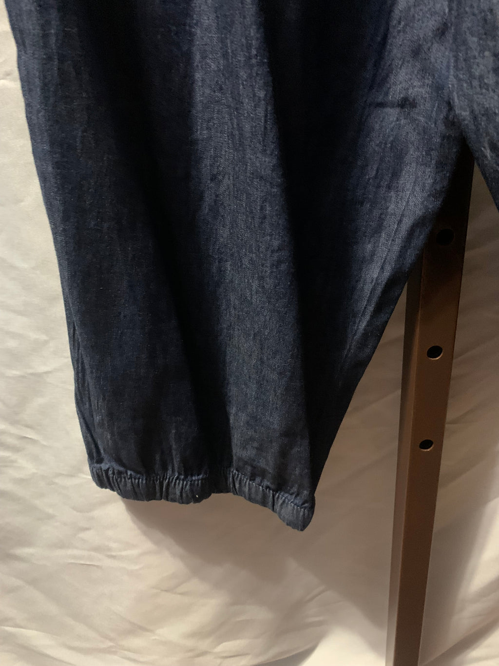 Love by Design/tagged as love by CHESLEY
Strapless Lightweight Denim / Chambray Jumpsuit  

 Size: Women's Plus Size 1x