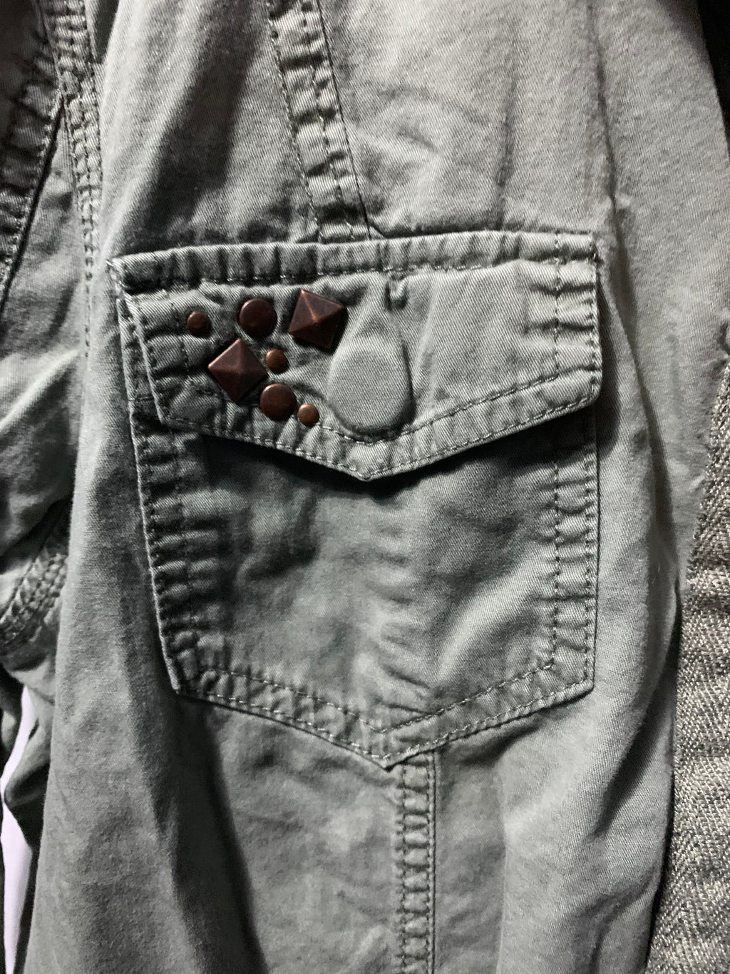 Vanity olive green jacket with brown studs on the pocket, size XL #studded