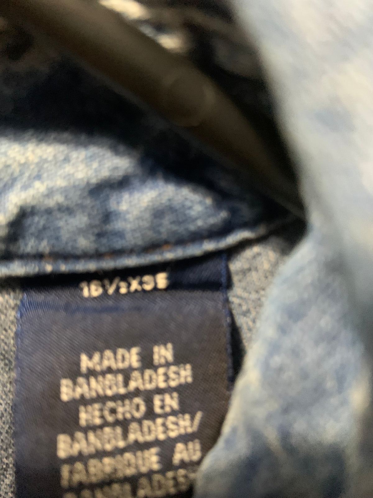 Wrangler blue denim button-up shirt