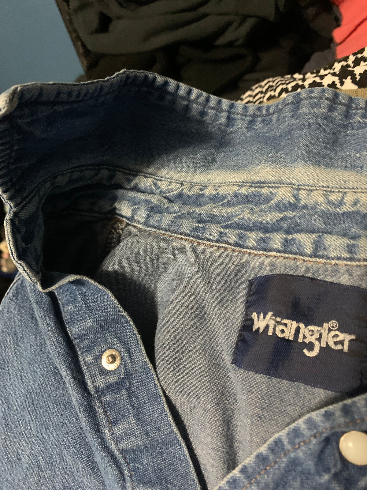 Wrangler blue denim button-up shirt