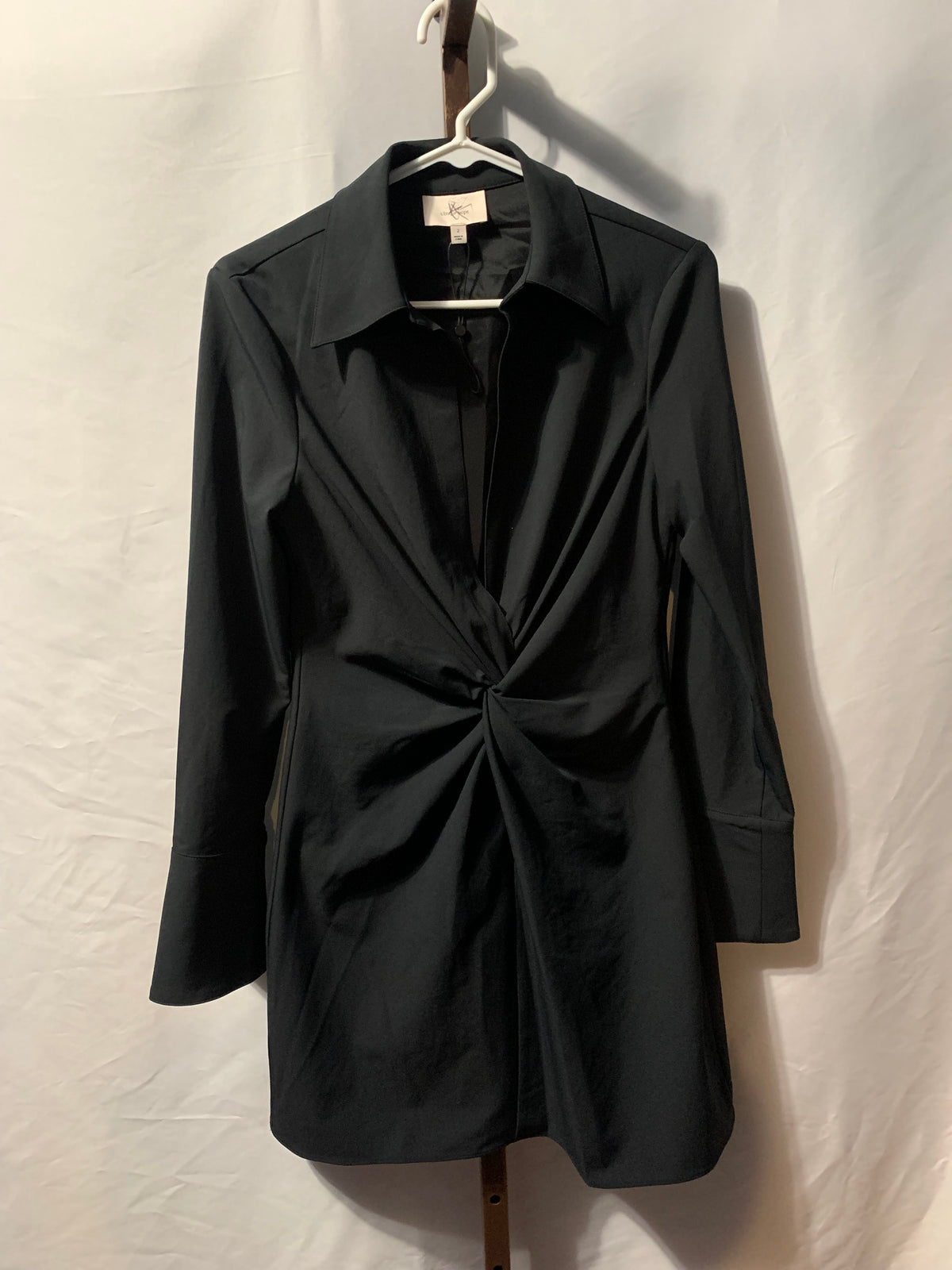 Cinq Sept black mini dress with twist detail, size 2 #mini #twist