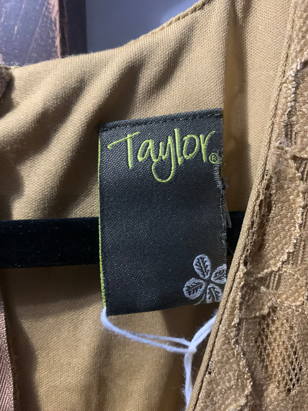 Taylor yellow lace dress with floral embroidery #lace #floral