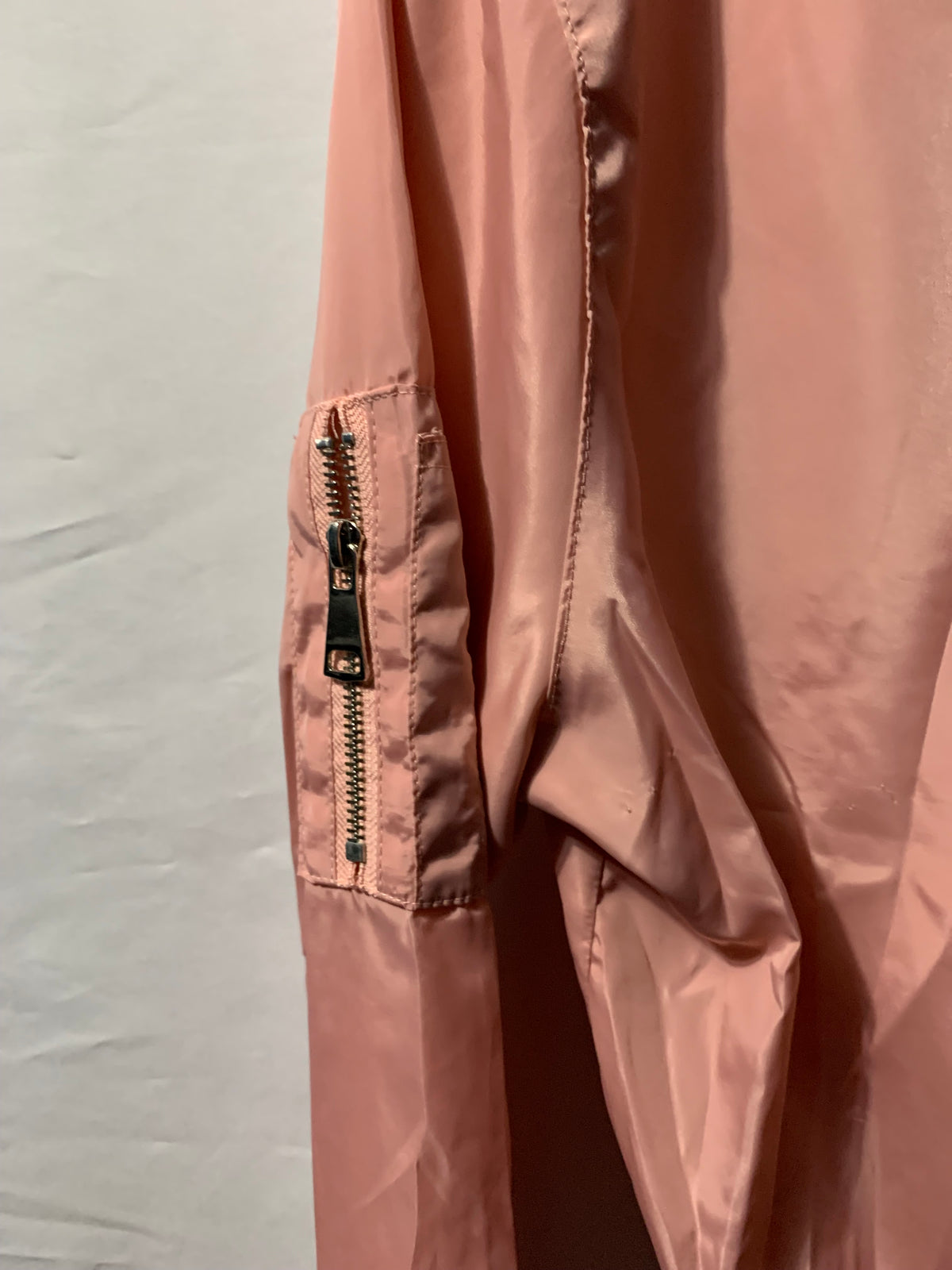 Pink bomber jacket in a L #bomber #outerwear