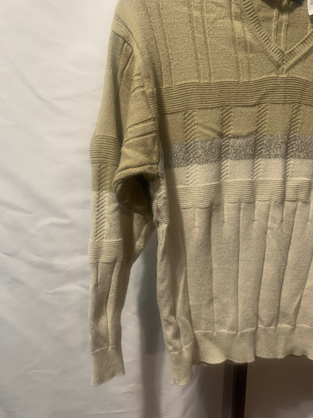 Men’s Bachrach (Made in Italy)  Medium (M) v-neck Sweater