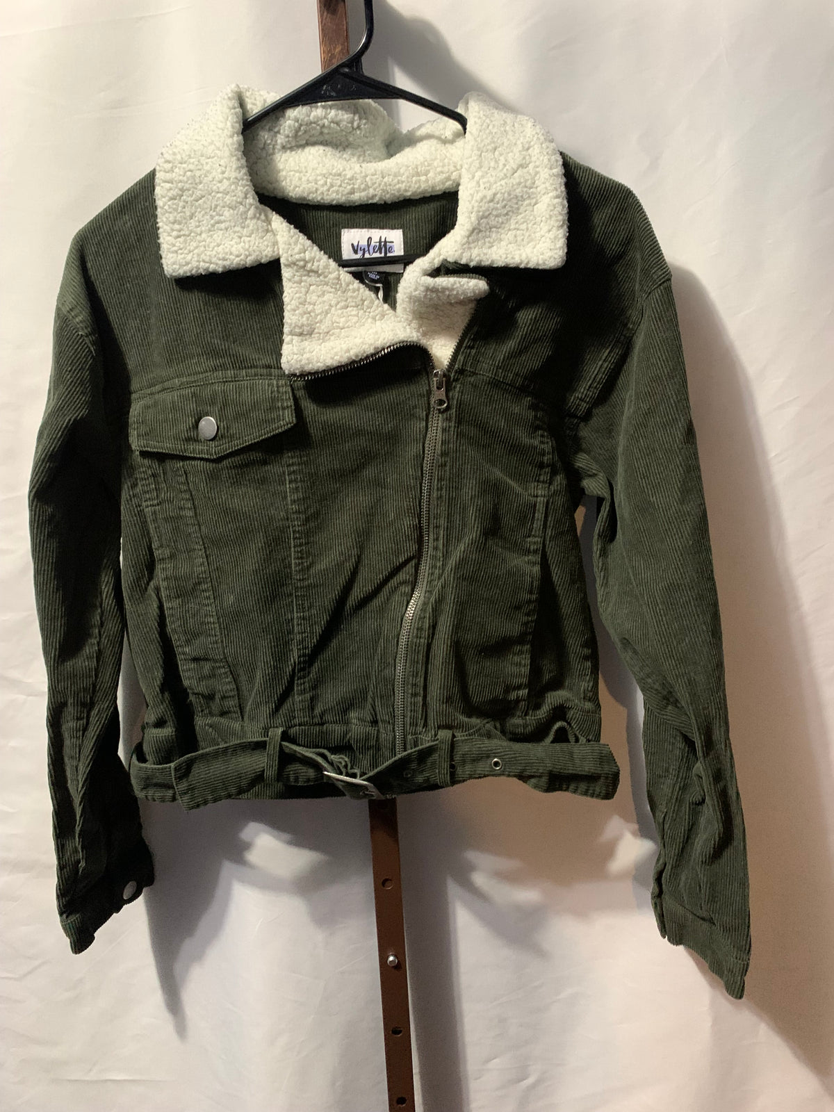 Vylette green corduroy jacket with white sherpa lining  #sherpa  #corduroy