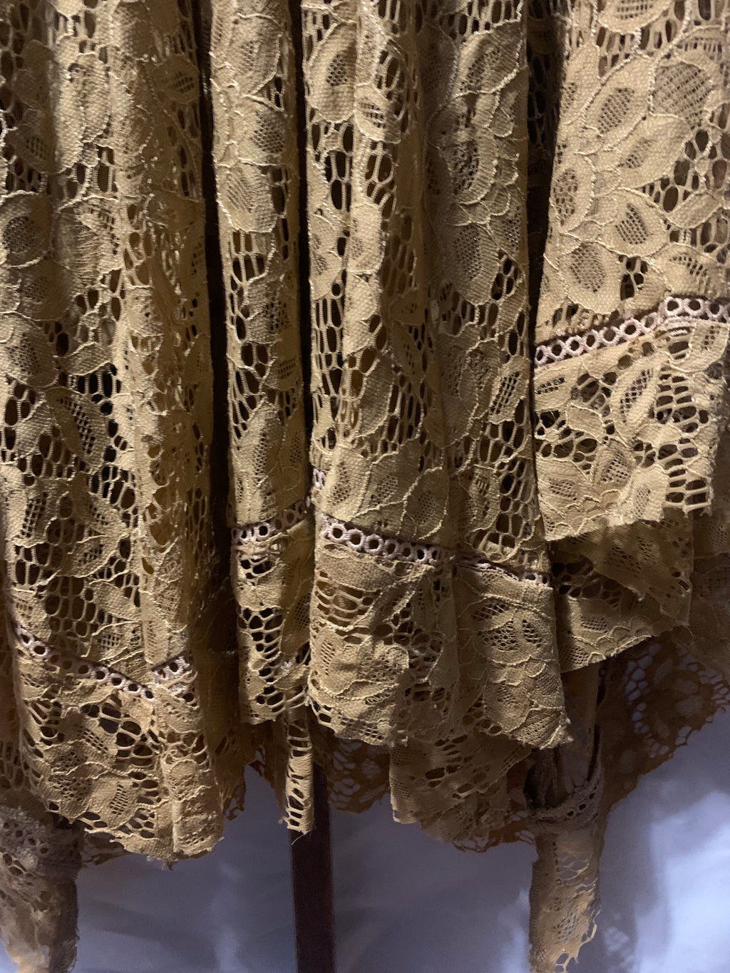 Taylor yellow lace dress with floral embroidery #lace #floral