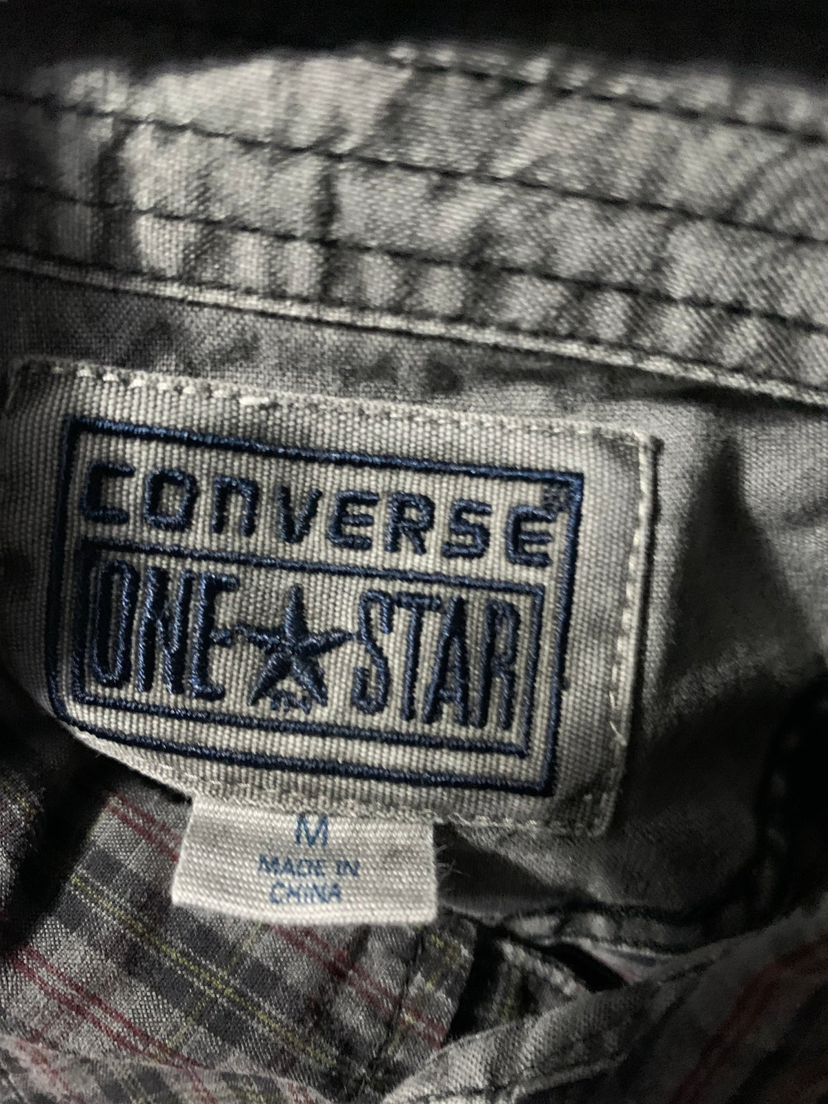Converse gray and black plaid button-up shirt in size M #skater #retro