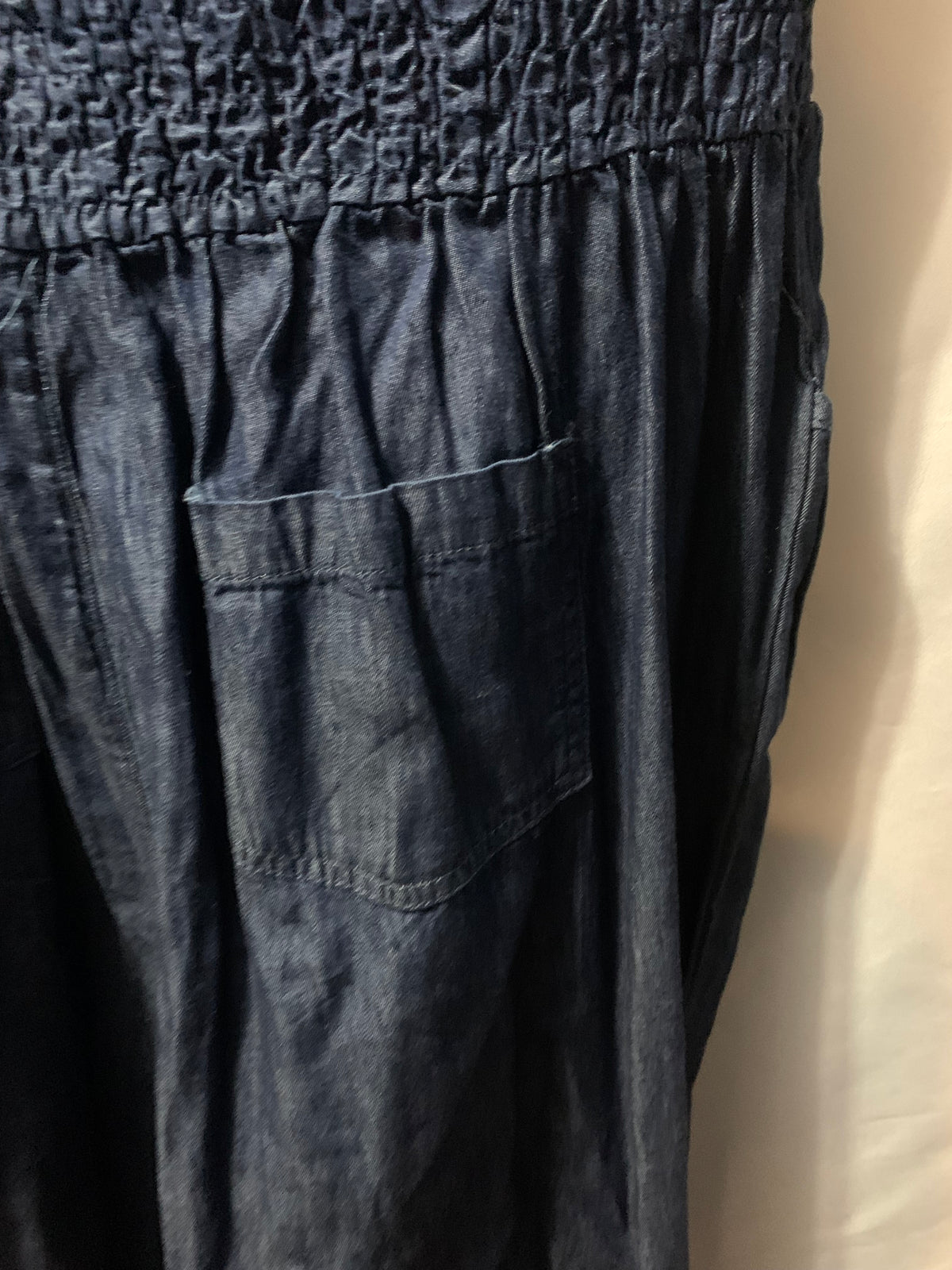 Love by Design/tagged as love by CHESLEY
Strapless Lightweight Denim / Chambray Jumpsuit  

 Size: Women's Plus Size 1x