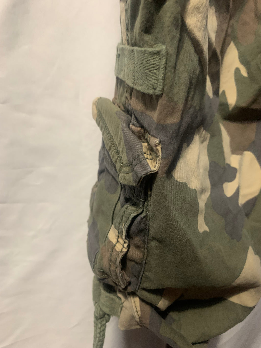 Fashion Bug Camo Cargo Pants
Size: 16W
#cargo #military