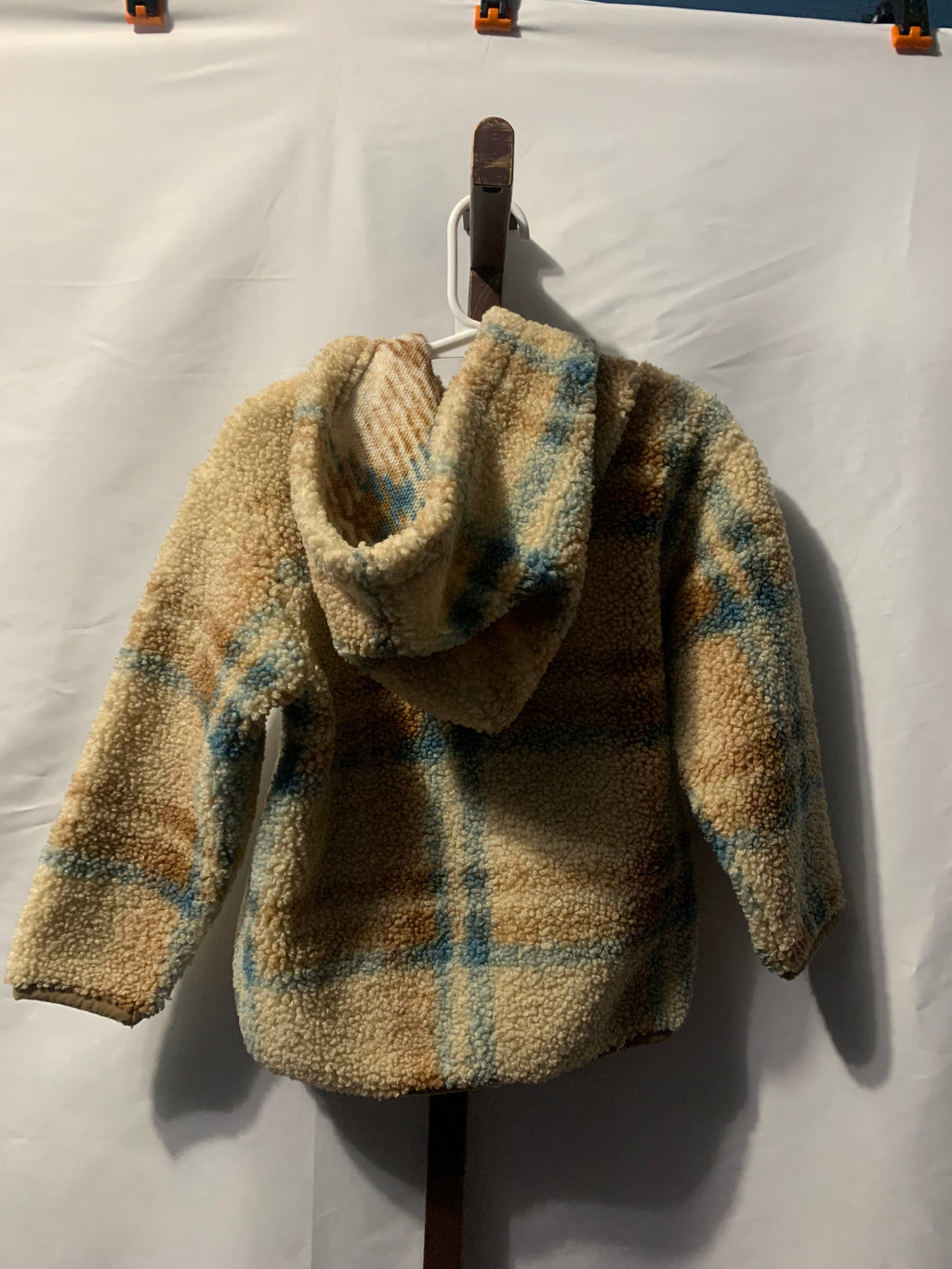 The Frye Company Kids Sherpa Hoodie in blue and beige plaid #sherpa #plaid