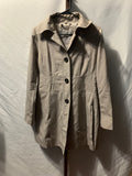 Guess beige trench coat with buttons, size M #trench #guess