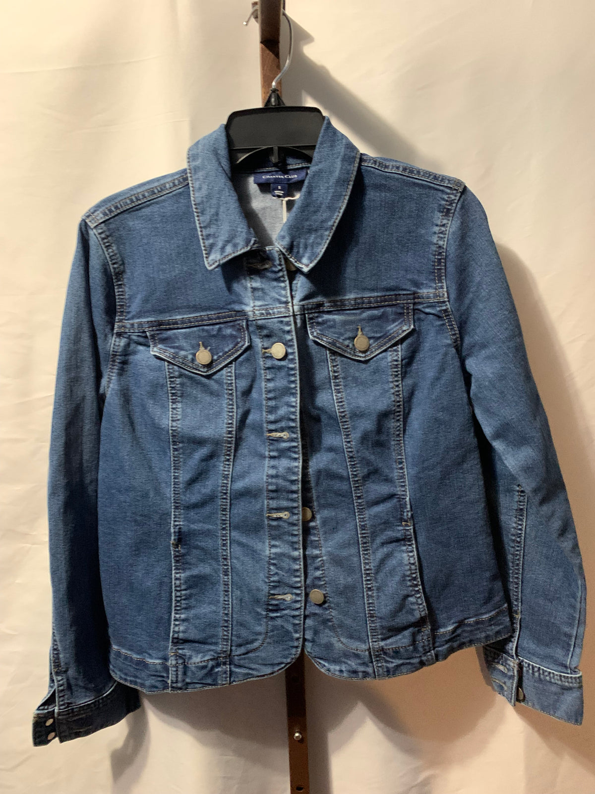 Charter Club size small Blue denim jacket with a relaxed fit #denimjacket #relaxed