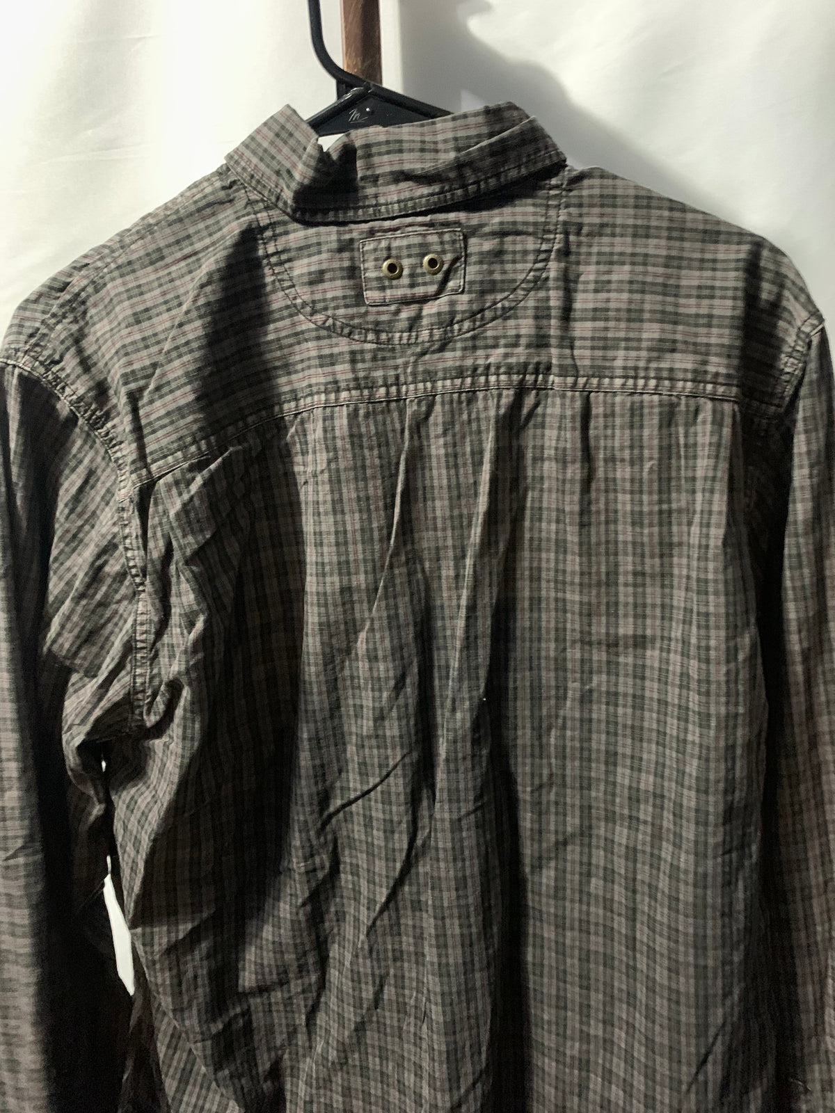 Converse gray and black plaid button-up shirt in size M #skater #retro
