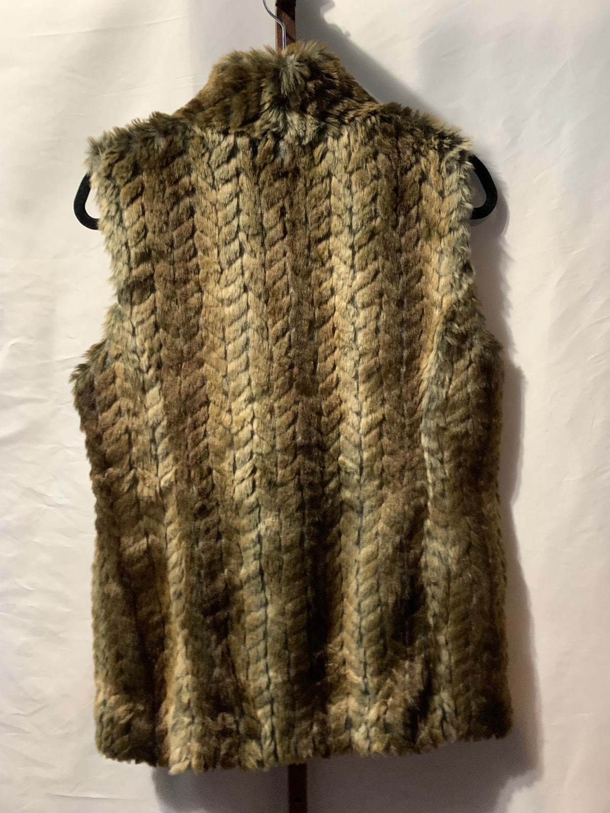 Liz Claiborne brown & green faux fur vest