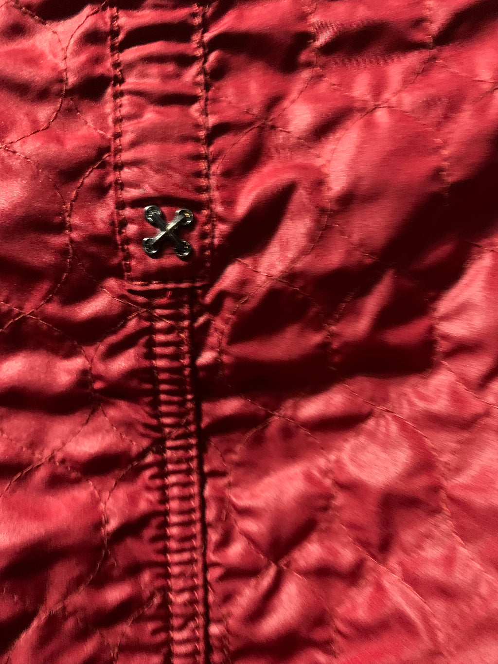 Red Taifun windbreaker jacket with quilted lining #windbreaker #outdooor

Size 14
