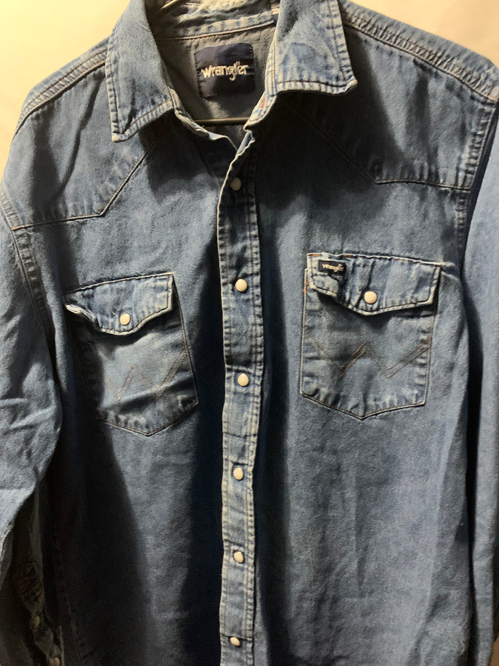 Wrangler blue denim button-up shirt
