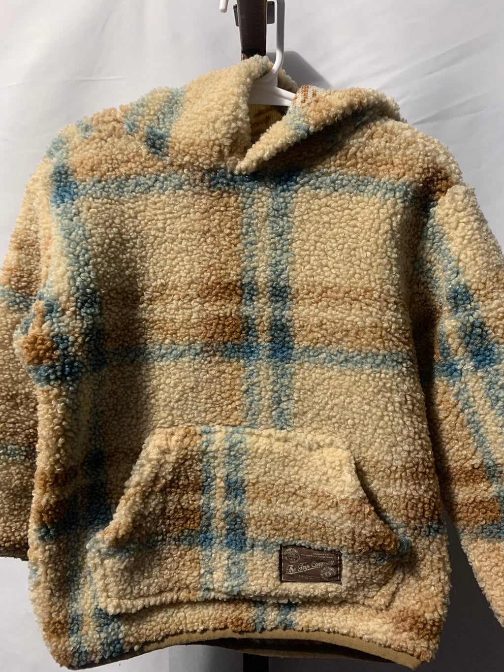 The Frye Company Kids Sherpa Hoodie in blue and beige plaid #sherpa #plaid