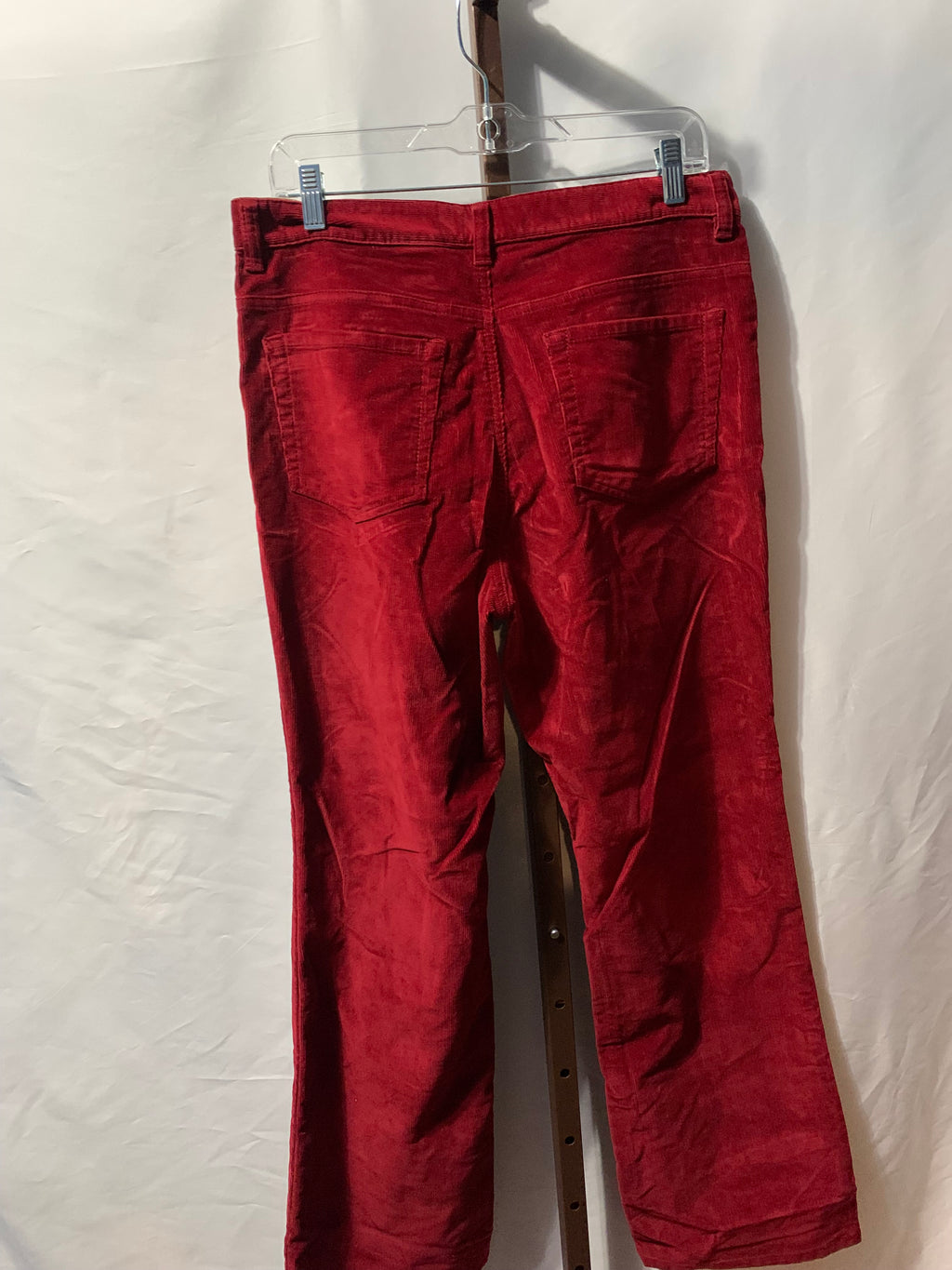 Eddie Bauer Red Corduroy Bootcut Pants
Size 12
Cotton, polyester & spandex blend
#bootcut